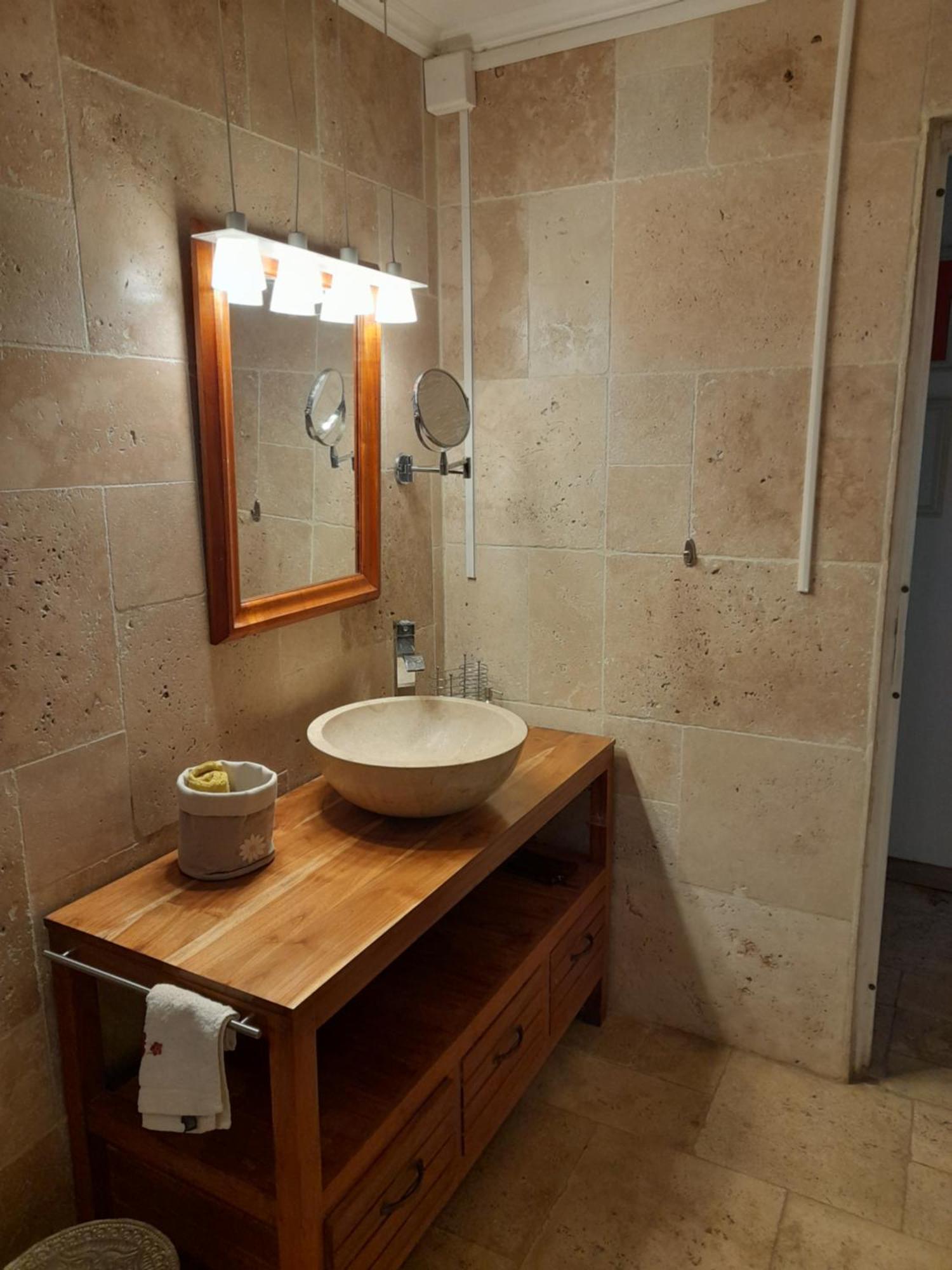 Le Val Rambaud Bed and Breakfast Σαιν-Ντενί Εξωτερικό φωτογραφία